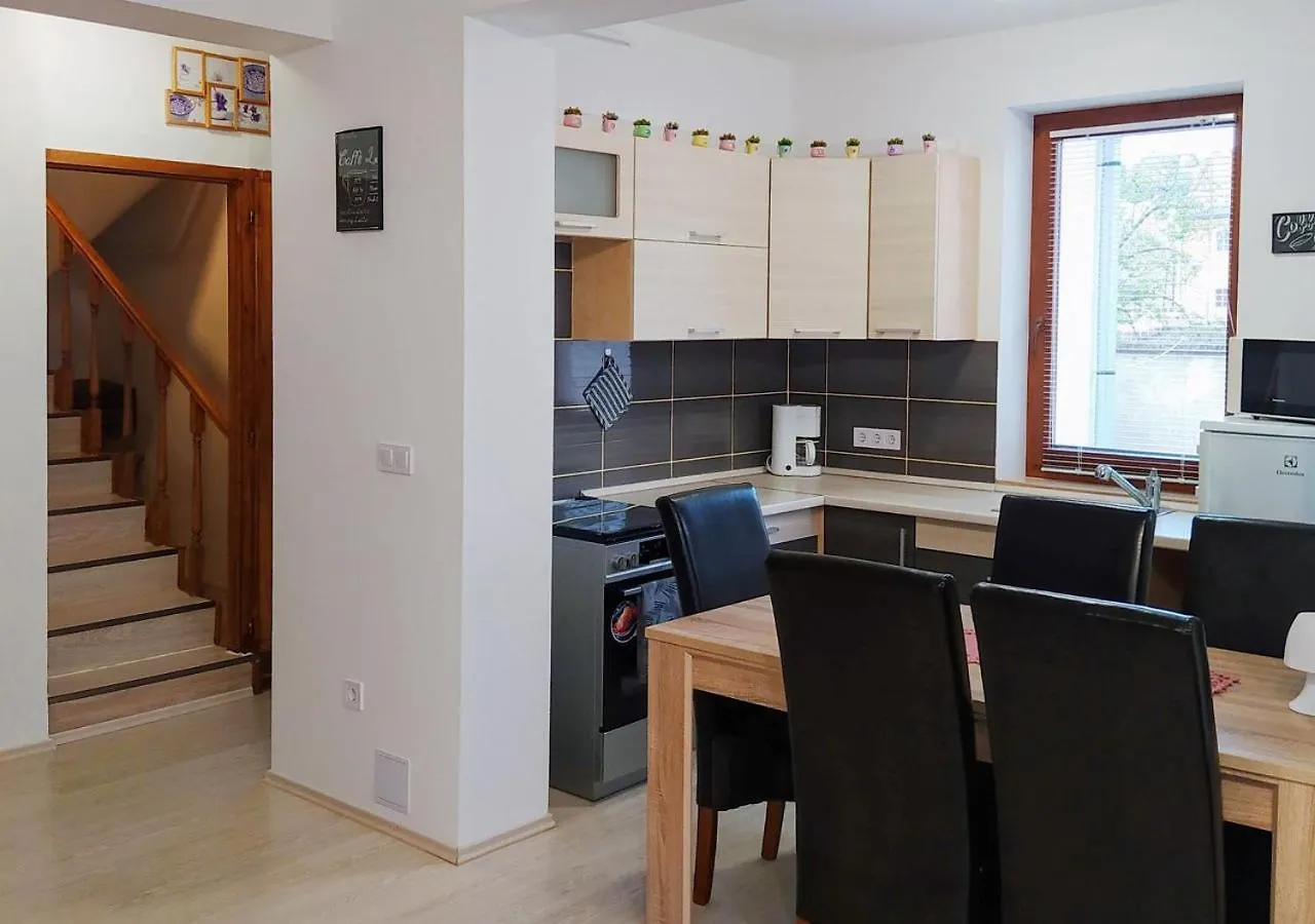 Mueezzin Apartman Eger Apartment