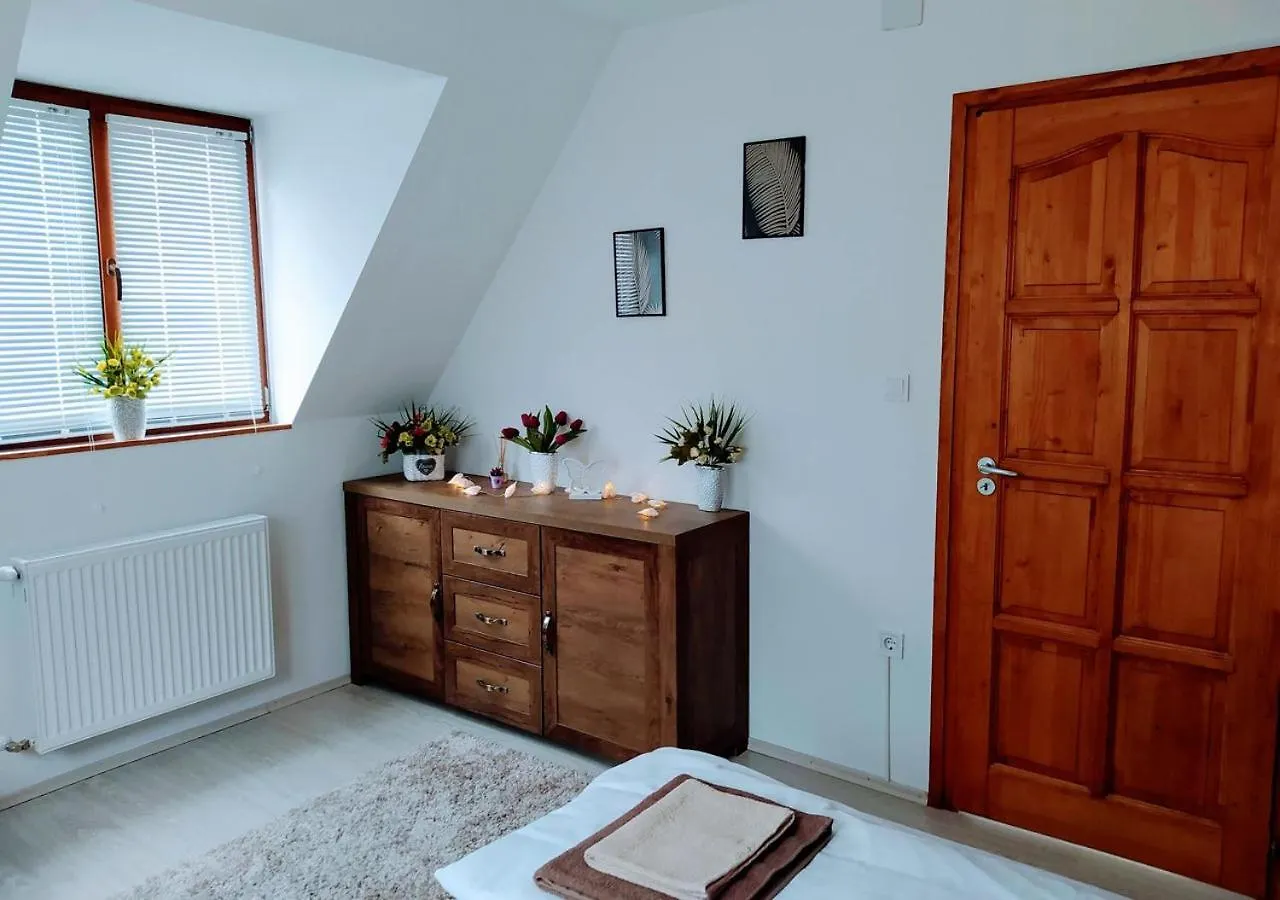 Apartment Mueezzin Apartman Eger Hungary